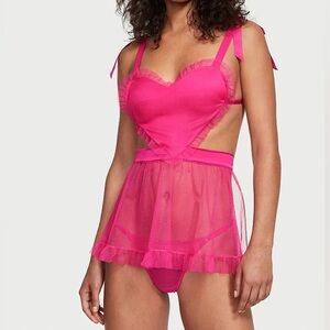 Victorias Secret Lingerie Robe NWT